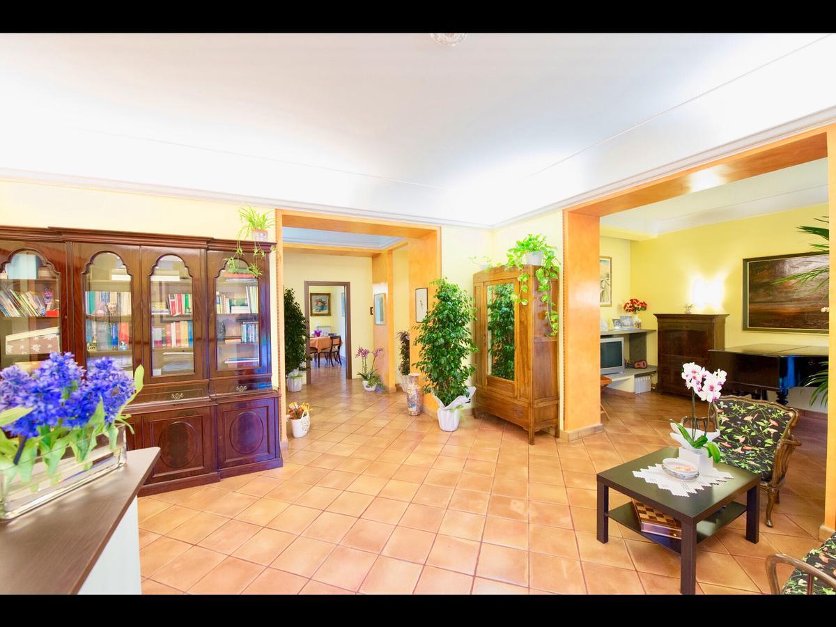 Borgo Dei Castelli Hotell Grottaferrata Exteriör bild