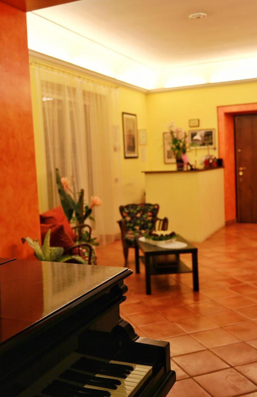 Borgo Dei Castelli Hotell Grottaferrata Exteriör bild
